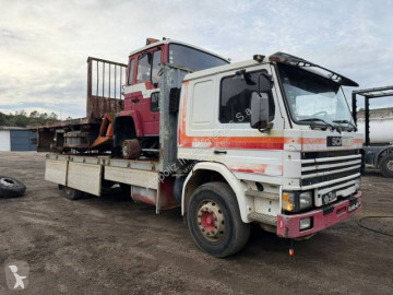 Camion plateau standard Scania