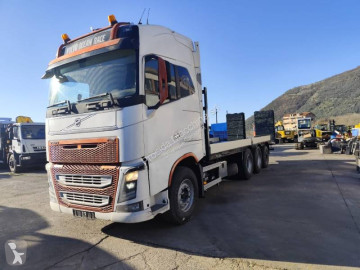 Nosič strojů Volvo FH16 660