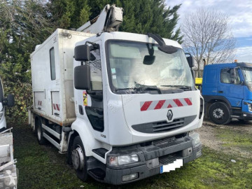 Camión plataforma elevadora telescópica Renault