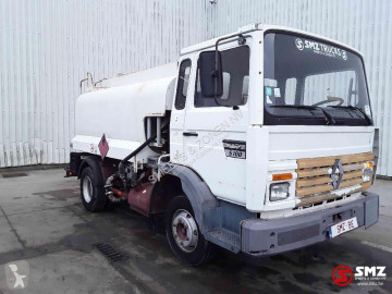شاحنة صهريج Renault