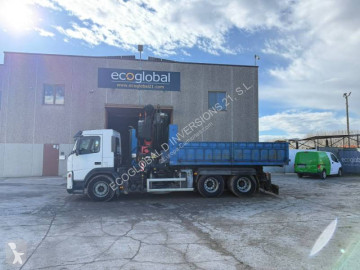 Camión grúa caja abierta Volvo