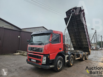 Камион Volvo FM12