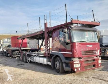 Камион автовоз Iveco