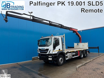 Камион кран Iveco