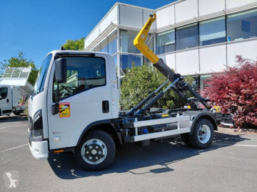 Камион Isuzu M30M