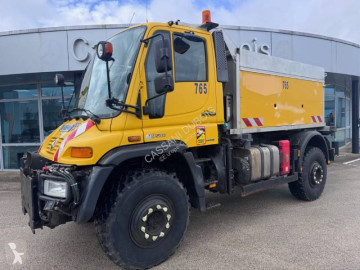 Камион самосвал Unimog