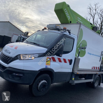 Камион вишка телескопичен Iveco
