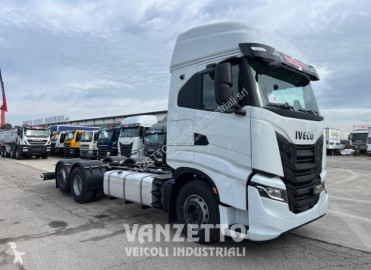Камион Iveco S-WAY 510