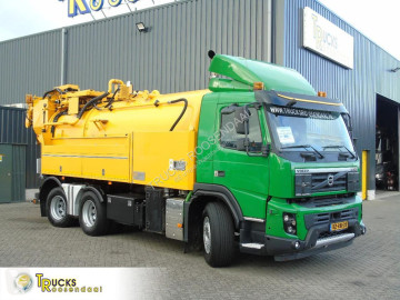 Камион каналопочистваща машина Volvo