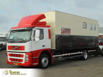 Камион Volvo FM10 9.310 + Euro 5 + Manual + Horse transport