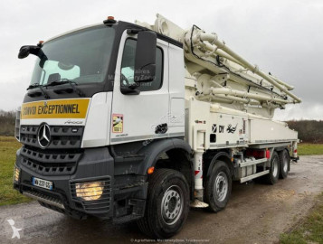 Lastbil beton betonpumpe Mercedes