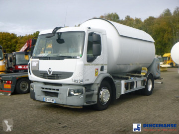 Камион цистерна Renault