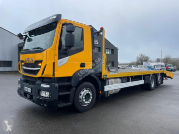 Nosič strojů Iveco