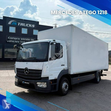 Camión chasis Mercedes