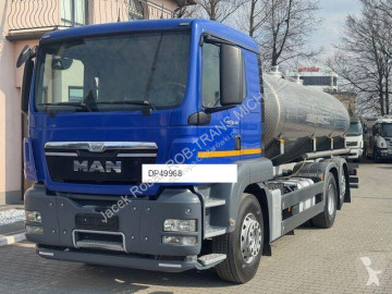 Камион цистерна за превоз на храни MAN