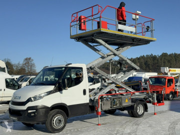 Камион вишка Iveco