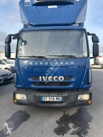 Camión furgón Iveco
