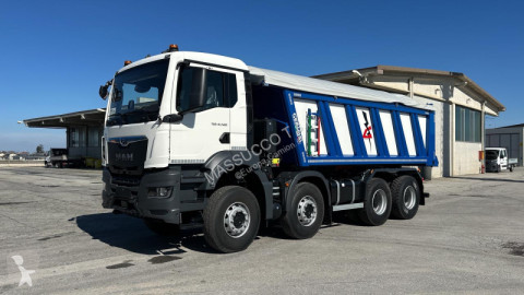 Camion ribaltabile MAN