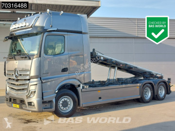 Камион контейнеровоз Mercedes