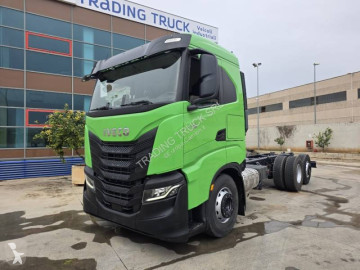Камион Iveco S-WAY