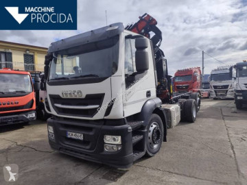 شاحنة قلابة ذات تفريغ خلفي وجانبي Iveco