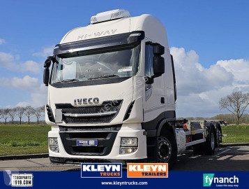 Камион BDF Iveco