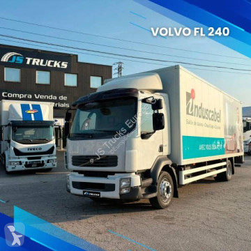 Camión Volvo FL 240