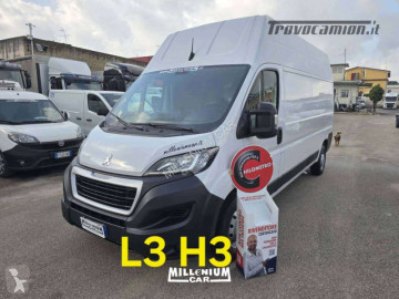 Fourgon Peugeot