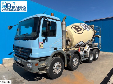 Kamion beton frézovací stroj / míchačka Mercedes