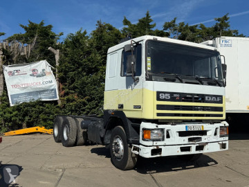 Камион шаси DAF