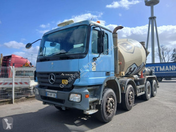 Kamion beton frézovací stroj / míchačka Mercedes