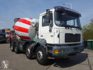 Камион MAN 32.364 LIEBHERR MIXER,STEEL SPRINGS,BIG AXEL