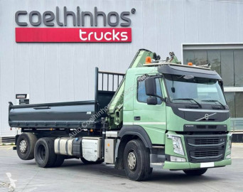 Lastbil tre vagnar Volvo
