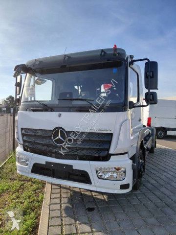 Camion scarrabile Mercedes nuovo