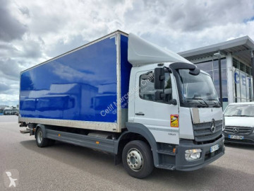 MercedesAtego1221 