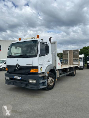 Do transportu sprzętów ciężkich Mercedes