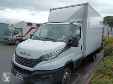 Камион фургон Iveco