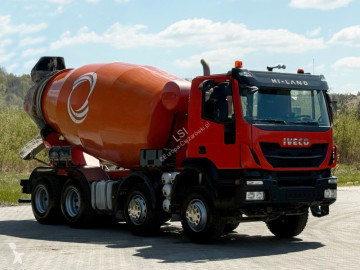 Camión hormigón cuba / mezclador Iveco