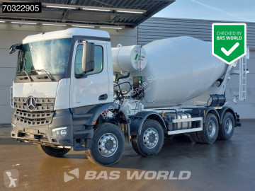 Camión hormigón cuba / mezclador Mercedes nuevo