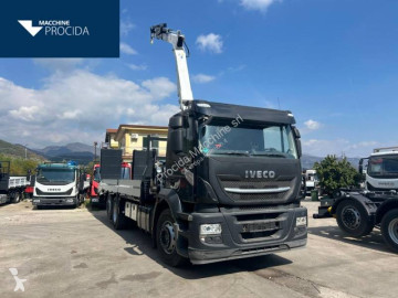 Камион превоз на строителна техника Iveco