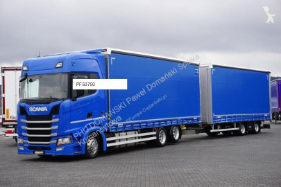 Хенгер подвижни завеси Scania