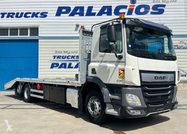 Камион автовоз DAF