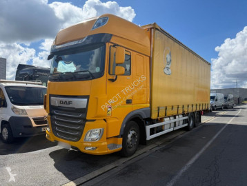 Camion fourgon DAF