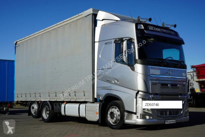 Камион подвижни завеси Volvo