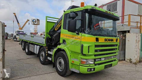Camión grúa caja abierta Scania