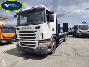 Nosič strojů Scania