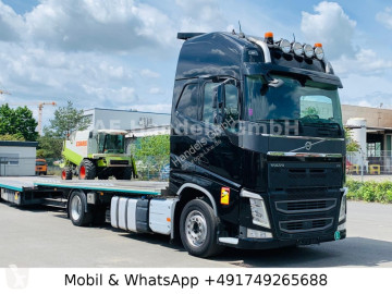 Камион автовоз Volvo