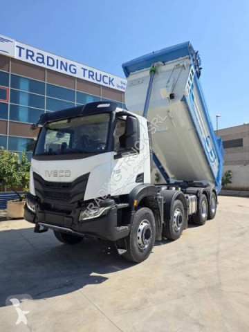 Lastbil Iveco T-WAY