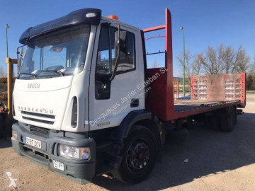 Камион автовоз Iveco