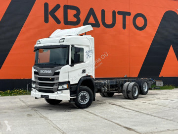 Camión chasis Scania